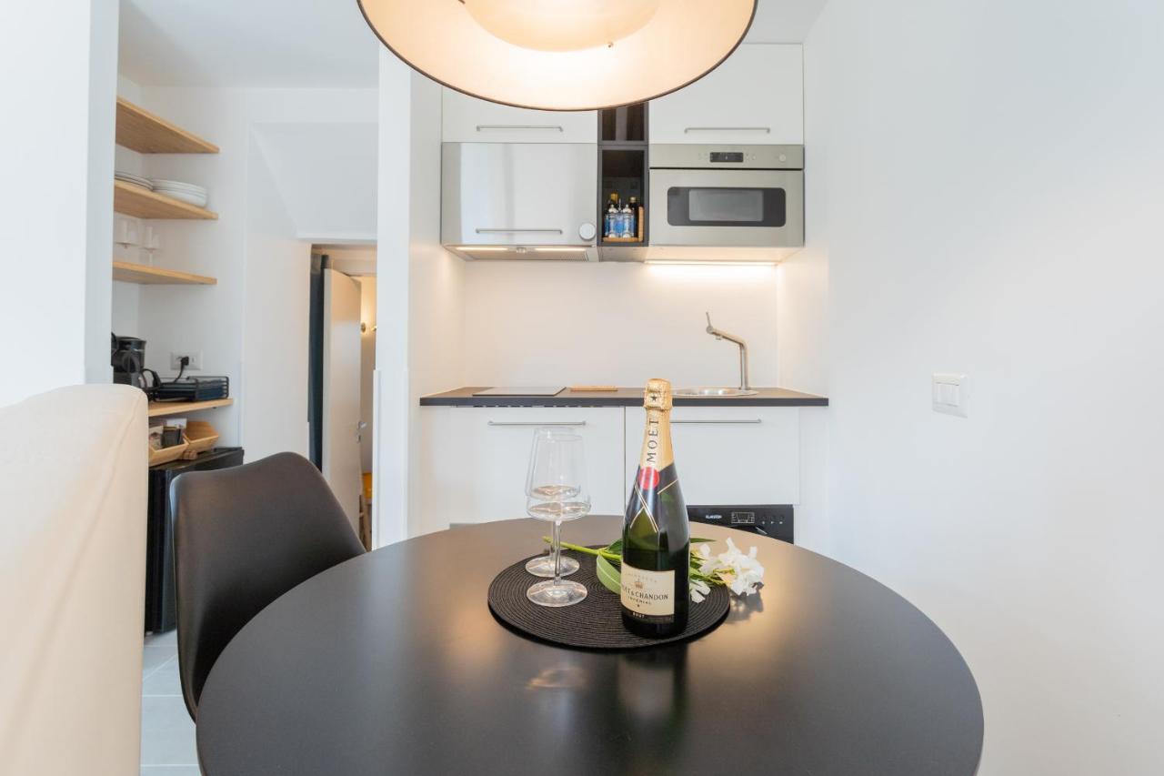 P Terrace - Lake View By Rent All Como Apartment Laglio Bagian luar foto