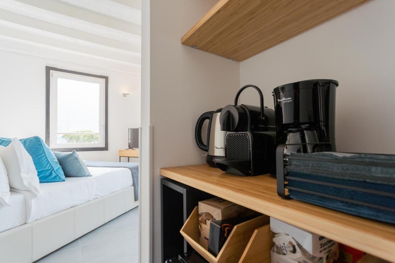 P Terrace - Lake View By Rent All Como Apartment Laglio Bagian luar foto